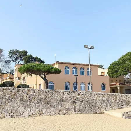 Con Jardin A 11 Metros De La Playa B2 Apartment